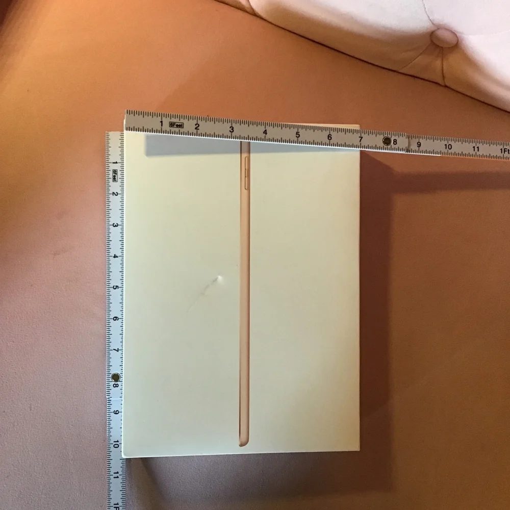 Apple iPad BOX ONLY Gold Tablet